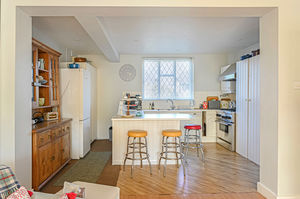 Kitchen/breakfast room- click for photo gallery
